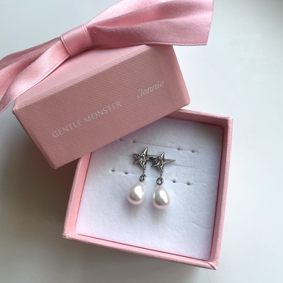 NIB Gentle Monster Jentle Salon Dottler Charm - Picture 3 of 3